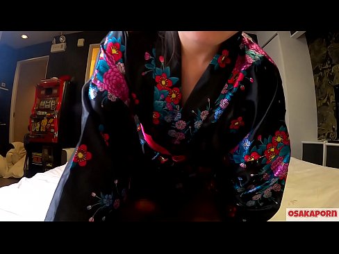 ❤️ Keçika ciwan a cosplay ji seksê hez dike ku bi orgazmê bi şûjinek di hespêk û blowjob de. Keçika Asyayî ya bi pisîka porî û bi cil û bergên kevneşopî yên Japonî di vîdyoya amator de ku masturbasyona bi pêlîstokên qijikê nîşan dide. Sakura 3 OSAKAPORN. ❤❌ Vîdyoyê qijk  li porno ku.hentaisea-com.ru ❤