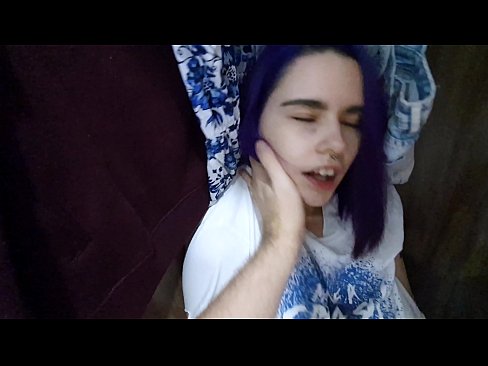 ❤️ Xwişka min di dolabê de dît û alîkariya wê kir ❤❌ Vîdyoyê qijk  li porno ku.hentaisea-com.ru ❤